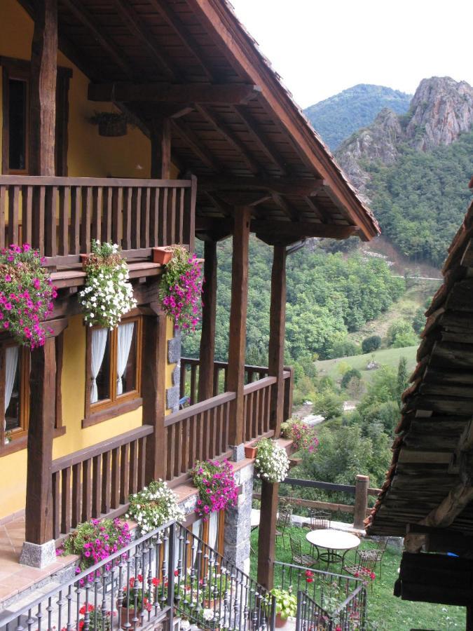 La Posada De Cucayo Dobres Eksteriør bilde